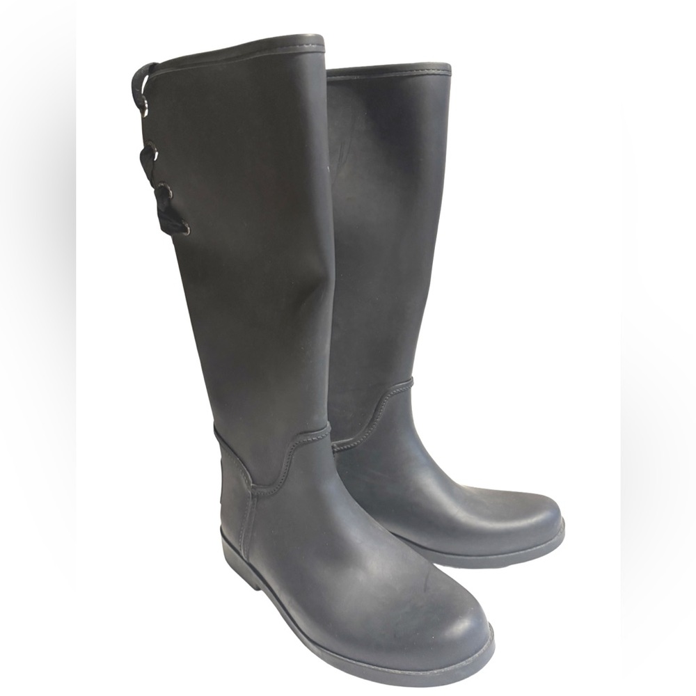 Coach Tristee Tall Rain Boots Matte Black
Lined Rainboots Size 11B Tie Up Back